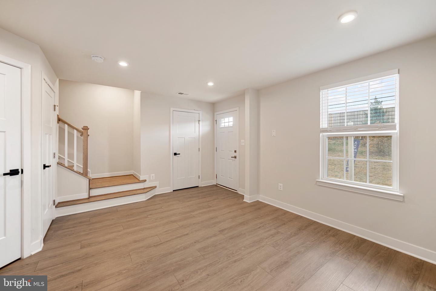 24563 POMMEL TER, STERLING, Virginia 20166, 3 Bedrooms Bedrooms, ,2 BathroomsBathrooms,Residential,For sale,24563 POMMEL TER,VALO2107024 MLS # VALO2107024