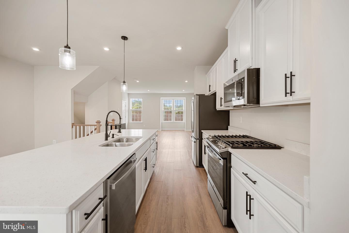 24563 POMMEL TER, STERLING, Virginia 20166, 3 Bedrooms Bedrooms, ,2 BathroomsBathrooms,Residential,For sale,24563 POMMEL TER,VALO2107024 MLS # VALO2107024