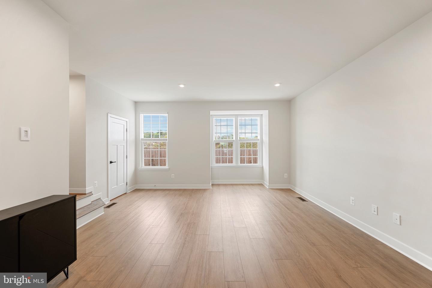 24563 POMMEL TER, STERLING, Virginia 20166, 3 Bedrooms Bedrooms, ,2 BathroomsBathrooms,Residential,For sale,24563 POMMEL TER,VALO2107024 MLS # VALO2107024