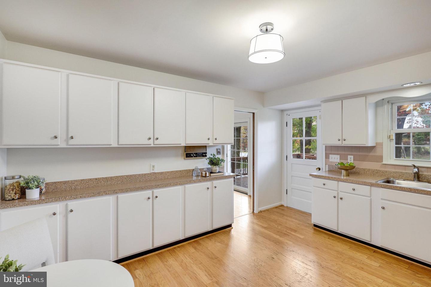 3610 OAKLAND DR, ALEXANDRIA, Virginia 22310, 4 Bedrooms Bedrooms, ,3 BathroomsBathrooms,Residential,For sale,3610 OAKLAND DR,VAFX2268284 MLS # VAFX2268284 3610 OAKLAND DR, ALEXANDRIA, Virginia 22310, 4 Bedrooms Bedrooms, ,3 BathroomsBathrooms,Residential,For sale,3610 OAKLAND DR,VAFX2268284 MLS # VAFX2268284