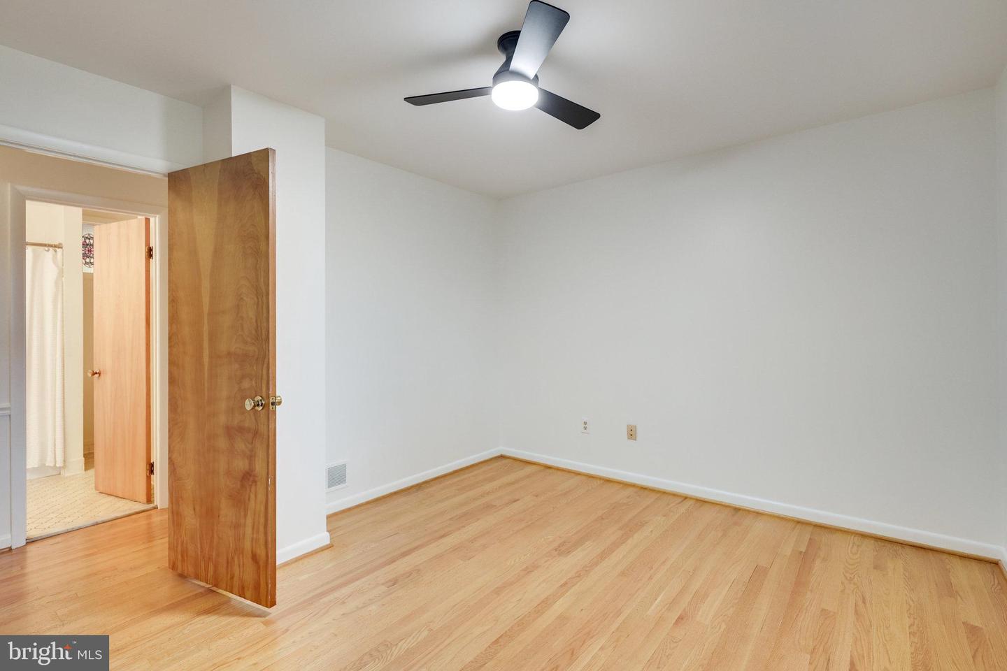 3610 OAKLAND DR, ALEXANDRIA, Virginia 22310, 4 Bedrooms Bedrooms, ,3 BathroomsBathrooms,Residential,For sale,3610 OAKLAND DR,VAFX2268284 MLS # VAFX2268284 3610 OAKLAND DR, ALEXANDRIA, Virginia 22310, 4 Bedrooms Bedrooms, ,3 BathroomsBathrooms,Residential,For sale,3610 OAKLAND DR,VAFX2268284 MLS # VAFX2268284