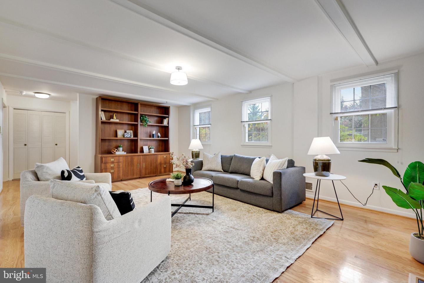 3610 OAKLAND DR, ALEXANDRIA, Virginia 22310, 4 Bedrooms Bedrooms, ,3 BathroomsBathrooms,Residential,For sale,3610 OAKLAND DR,VAFX2268284 MLS # VAFX2268284 3610 OAKLAND DR, ALEXANDRIA, Virginia 22310, 4 Bedrooms Bedrooms, ,3 BathroomsBathrooms,Residential,For sale,3610 OAKLAND DR,VAFX2268284 MLS # VAFX2268284