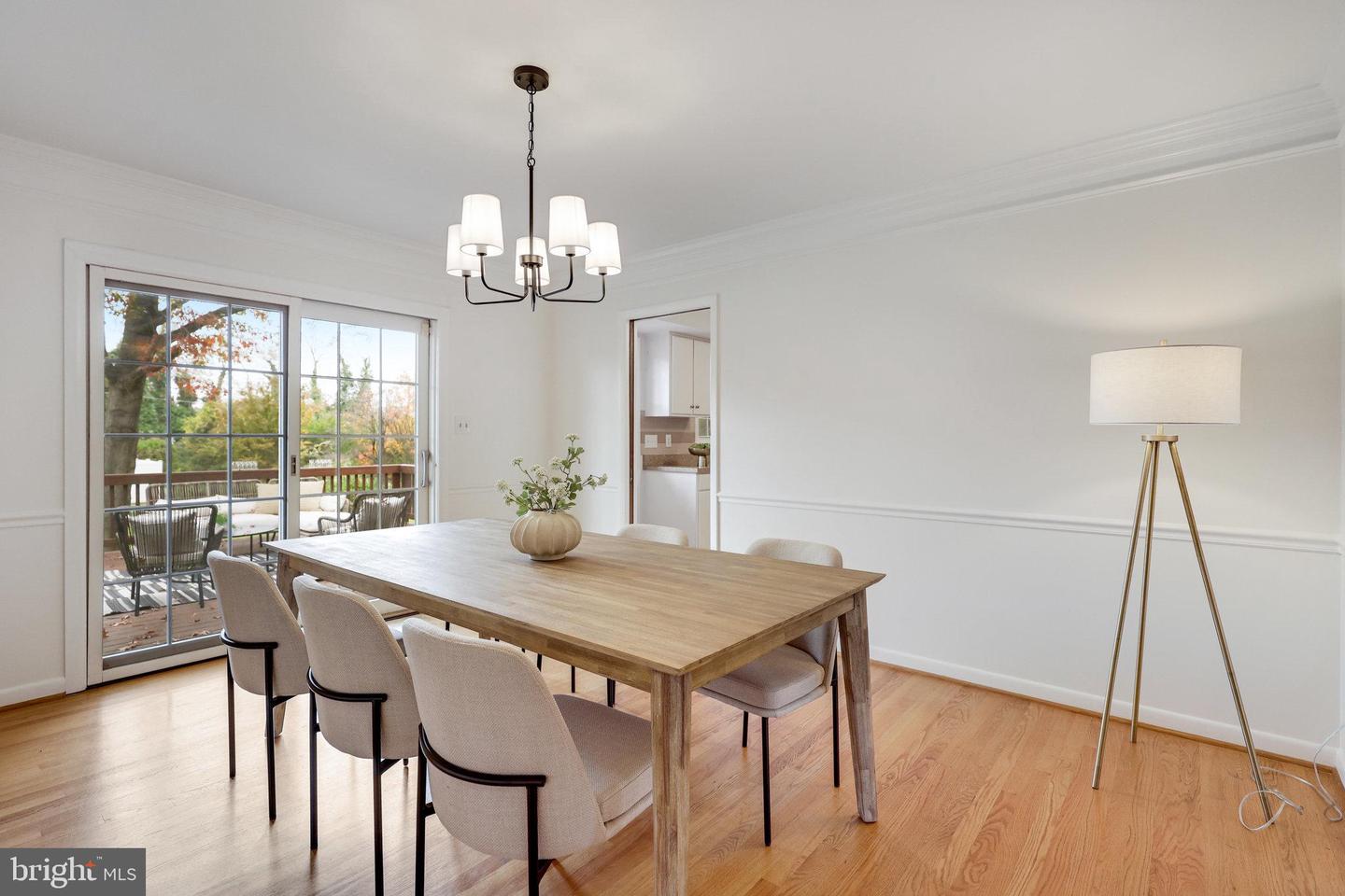 3610 OAKLAND DR, ALEXANDRIA, Virginia 22310, 4 Bedrooms Bedrooms, ,3 BathroomsBathrooms,Residential,For sale,3610 OAKLAND DR,VAFX2268284 MLS # VAFX2268284 3610 OAKLAND DR, ALEXANDRIA, Virginia 22310, 4 Bedrooms Bedrooms, ,3 BathroomsBathrooms,Residential,For sale,3610 OAKLAND DR,VAFX2268284 MLS # VAFX2268284