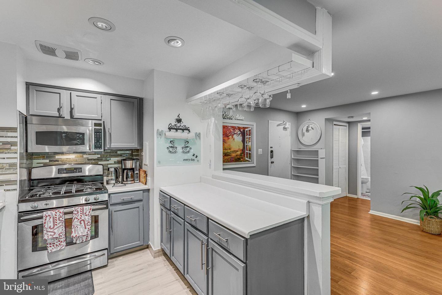 7753 PATRIOT DR #57, ANNANDALE, Virginia 22003, 1 Bedroom Bedrooms, ,1 BathroomBathrooms,Residential,For sale,7753 PATRIOT DR #57,VAFX2268340 MLS # VAFX2268340 7753 PATRIOT DR #57, ANNANDALE, Virginia 22003, 1 Bedroom Bedrooms, ,1 BathroomBathrooms,Residential,For sale,7753 PATRIOT DR #57,VAFX2268340 MLS # VAFX2268340