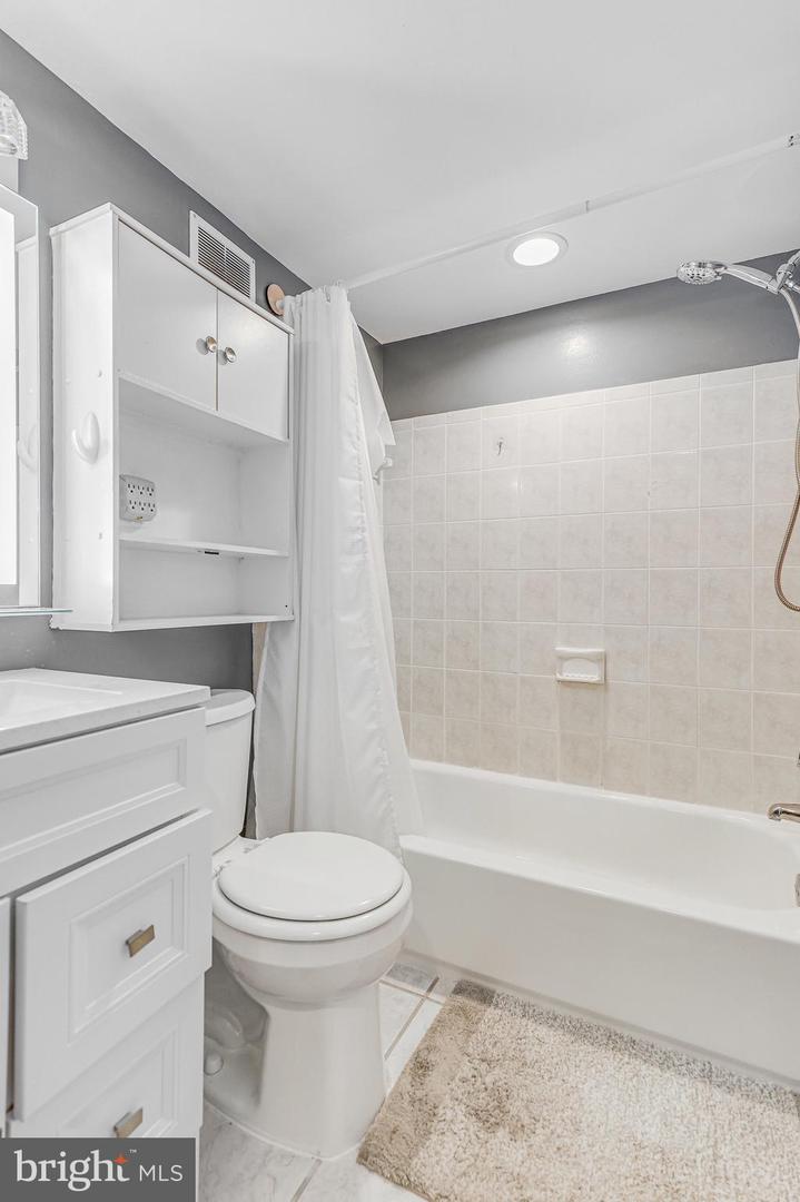 7753 PATRIOT DR #57, ANNANDALE, Virginia 22003, 1 Bedroom Bedrooms, ,1 BathroomBathrooms,Residential,For sale,7753 PATRIOT DR #57,VAFX2268340 MLS # VAFX2268340 7753 PATRIOT DR #57, ANNANDALE, Virginia 22003, 1 Bedroom Bedrooms, ,1 BathroomBathrooms,Residential,For sale,7753 PATRIOT DR #57,VAFX2268340 MLS # VAFX2268340