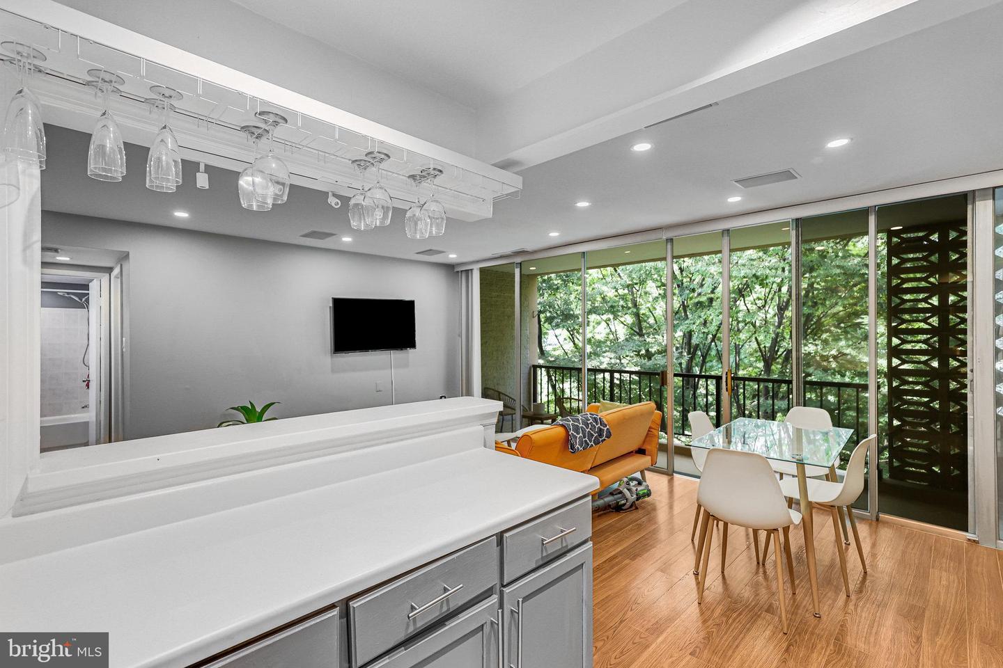 7753 PATRIOT DR #57, ANNANDALE, Virginia 22003, 1 Bedroom Bedrooms, ,1 BathroomBathrooms,Residential,For sale,7753 PATRIOT DR #57,VAFX2268340 MLS # VAFX2268340 7753 PATRIOT DR #57, ANNANDALE, Virginia 22003, 1 Bedroom Bedrooms, ,1 BathroomBathrooms,Residential,For sale,7753 PATRIOT DR #57,VAFX2268340 MLS # VAFX2268340