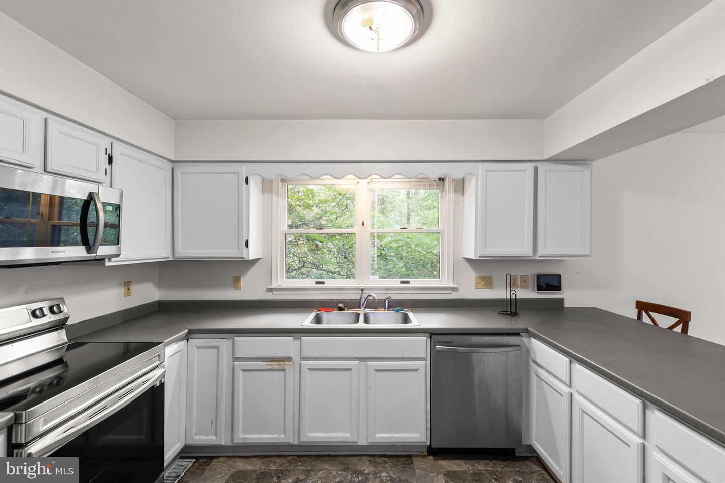 1422 CANTERBURY RD, FRONT ROYAL, Virginia 22630, 3 Bedrooms Bedrooms, ,2 BathroomsBathrooms,Residential,For sale,1422 CANTERBURY RD,VAWR2012394 MLS # VAWR2012394 1422 CANTERBURY RD, FRONT ROYAL, Virginia 22630, 3 Bedrooms Bedrooms, ,2 BathroomsBathrooms,Residential,For sale,1422 CANTERBURY RD,VAWR2012394 MLS # VAWR2012394