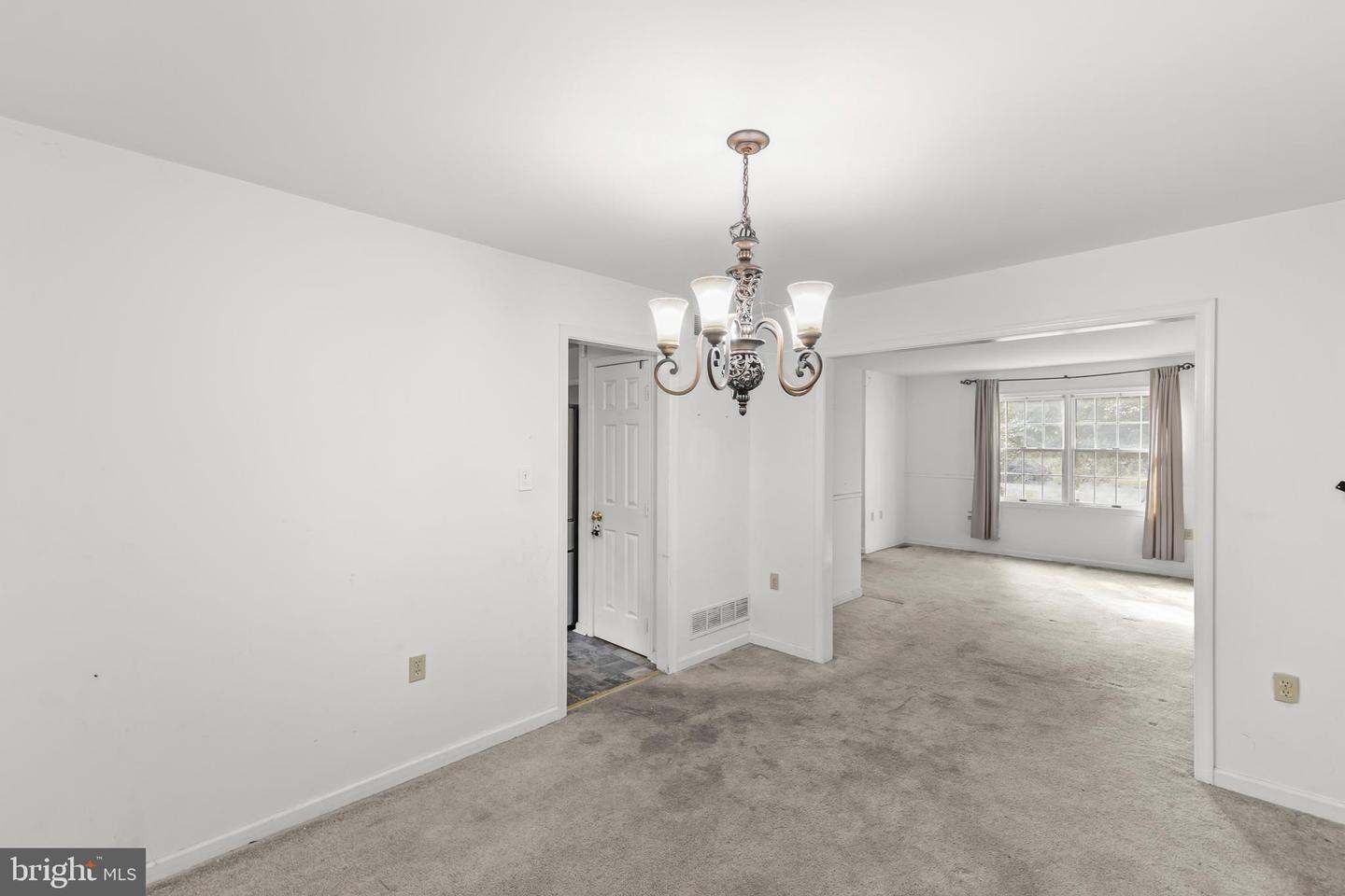 1422 CANTERBURY RD, FRONT ROYAL, Virginia 22630, 3 Bedrooms Bedrooms, ,2 BathroomsBathrooms,Residential,For sale,1422 CANTERBURY RD,VAWR2012394 MLS # VAWR2012394 1422 CANTERBURY RD, FRONT ROYAL, Virginia 22630, 3 Bedrooms Bedrooms, ,2 BathroomsBathrooms,Residential,For sale,1422 CANTERBURY RD,VAWR2012394 MLS # VAWR2012394