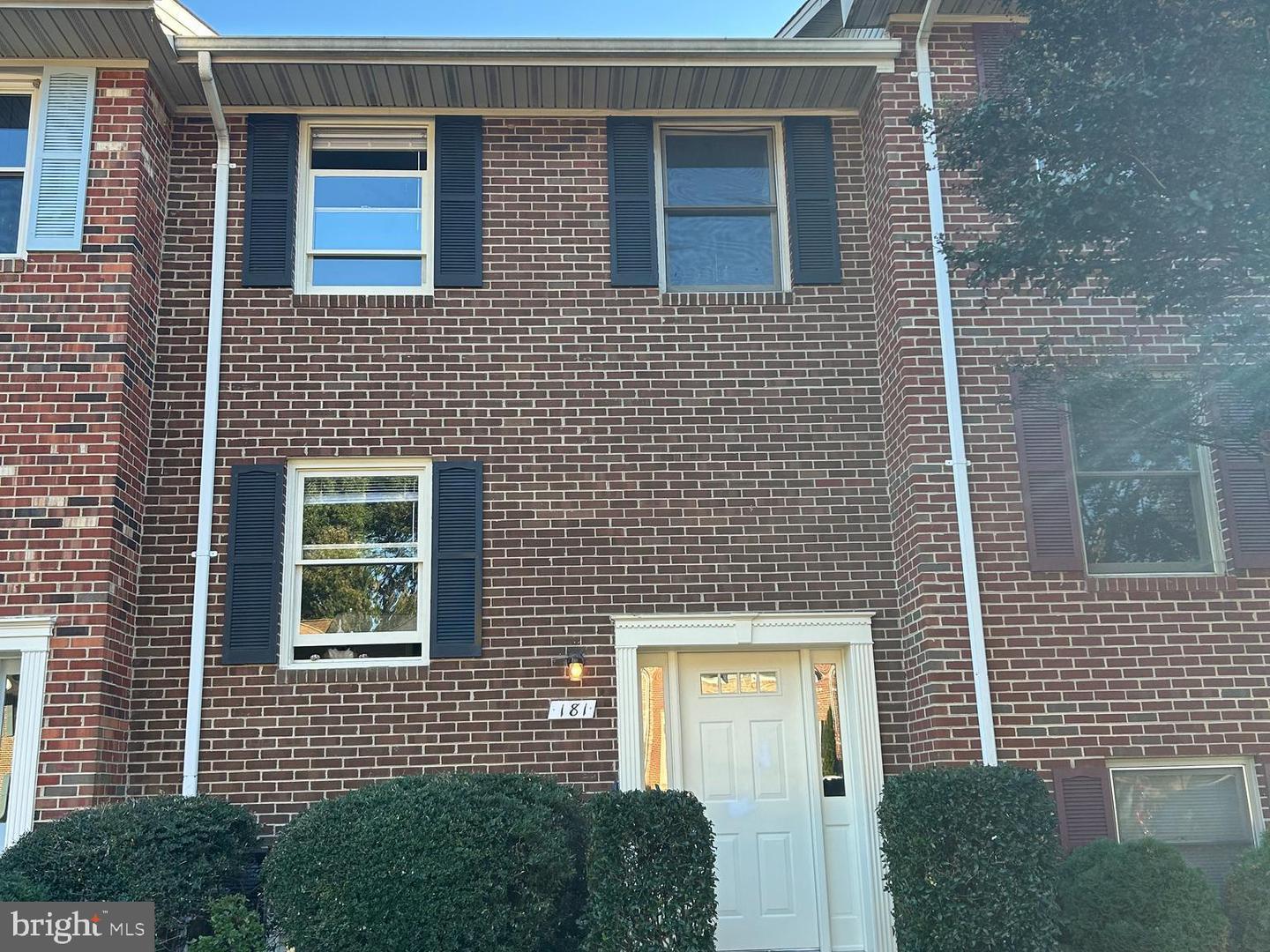 181 FARRELL LN, FREDERICKSBURG, Virginia 22401, 3 Bedrooms Bedrooms, ,1 BathroomBathrooms,Residential,For sale,181 FARRELL LN,VAFB2009024 MLS # VAFB2009024 181 FARRELL LN, FREDERICKSBURG, Virginia 22401, 3 Bedrooms Bedrooms, ,1 BathroomBathrooms,Residential,For sale,181 FARRELL LN,VAFB2009024 MLS # VAFB2009024