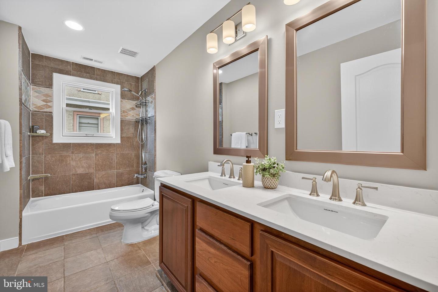 1248 MONROE ST NE, WASHINGTON, District Of Columbia 20017, 6 Bedrooms Bedrooms, ,4 BathroomsBathrooms,Residential,For sale,1248 MONROE ST NE,DCDC2224666 MLS # DCDC2224666 1248 MONROE ST NE, WASHINGTON, District Of Columbia 20017, 6 Bedrooms Bedrooms, ,4 BathroomsBathrooms,Residential,For sale,1248 MONROE ST NE,DCDC2224666 MLS # DCDC2224666