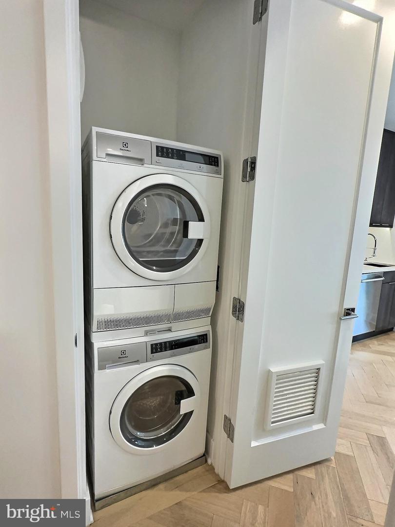 1753 WILLARD ST NW #3, WASHINGTON, District Of Columbia 20009, 1 Bedroom Bedrooms, ,1 BathroomBathrooms,Residential,For sale,1753 WILLARD ST NW #3,DCDC2224114 MLS # DCDC2224114 1753 WILLARD ST NW #3, WASHINGTON, District Of Columbia 20009, 1 Bedroom Bedrooms, ,1 BathroomBathrooms,Residential,For sale,1753 WILLARD ST NW #3,DCDC2224114 MLS # DCDC2224114