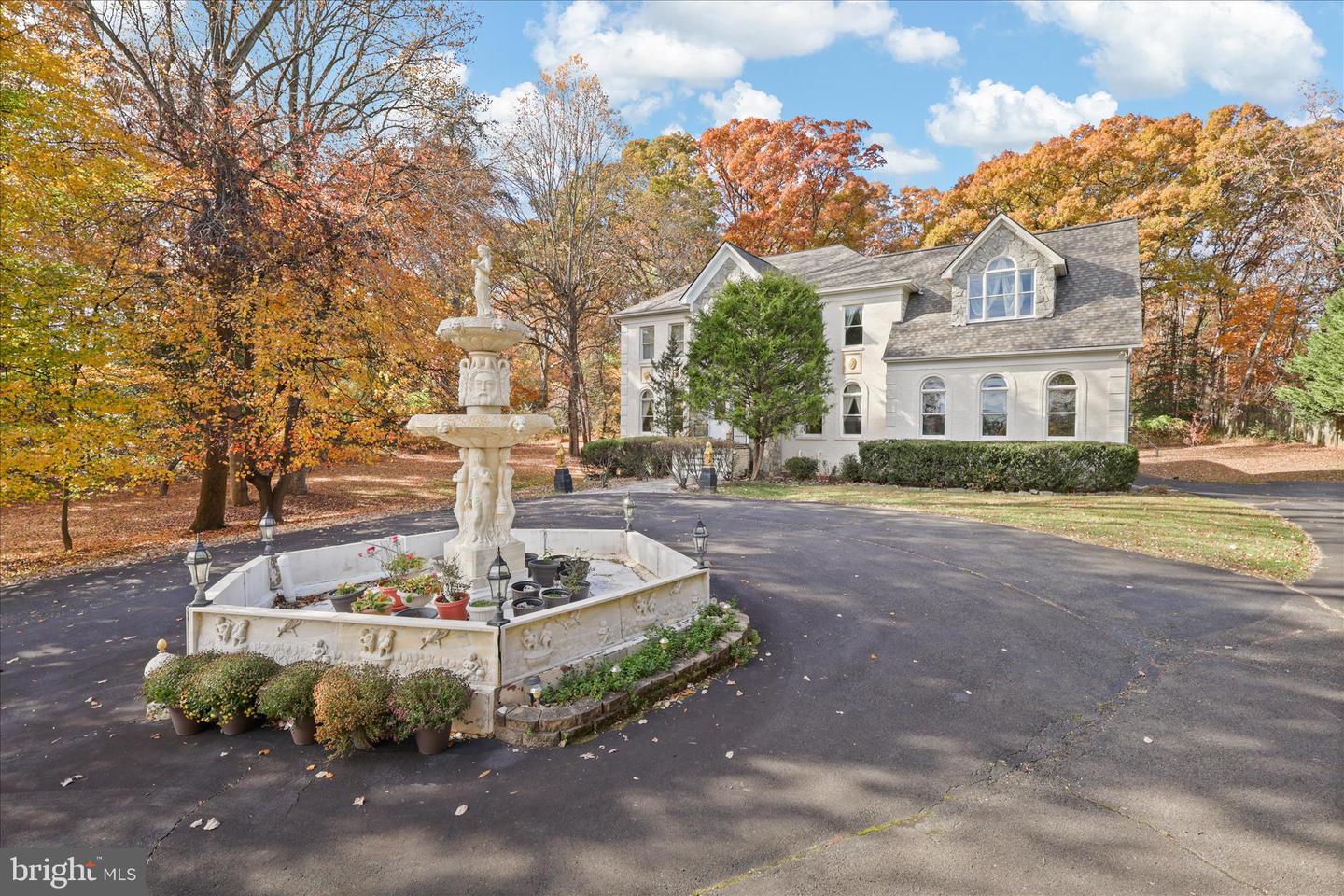 10900 SUNSET HILLS RD, RESTON, Virginia 20190, 6 Bedrooms Bedrooms, ,5 BathroomsBathrooms,Residential,For sale,10900 SUNSET HILLS RD,VAFX2270082 MLS # VAFX2270082 10900 SUNSET HILLS RD, RESTON, Virginia 20190, 6 Bedrooms Bedrooms, ,5 BathroomsBathrooms,Residential,For sale,10900 SUNSET HILLS RD,VAFX2270082 MLS # VAFX2270082