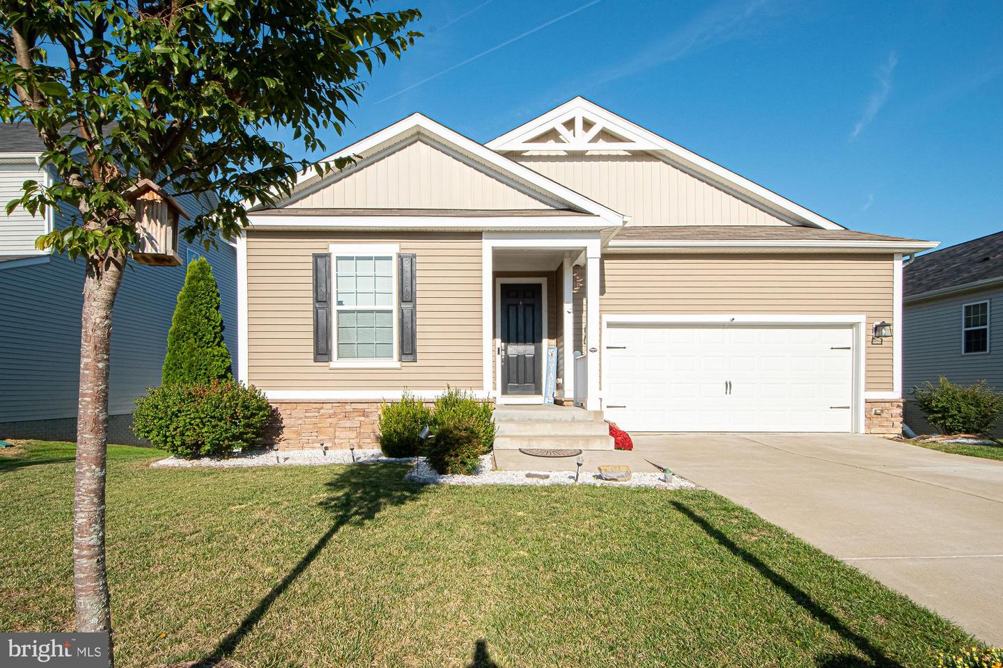 147 WESTCHESTER DR, STEPHENS CITY, Virginia 22655, 5 Bedrooms Bedrooms, ,3 BathroomsBathrooms,Residential,For sale,147 WESTCHESTER DR,VAFV2037166 MLS # VAFV2037166 147 WESTCHESTER DR, STEPHENS CITY, Virginia 22655, 5 Bedrooms Bedrooms, ,3 BathroomsBathrooms,Residential,For sale,147 WESTCHESTER DR,VAFV2037166 MLS # VAFV2037166