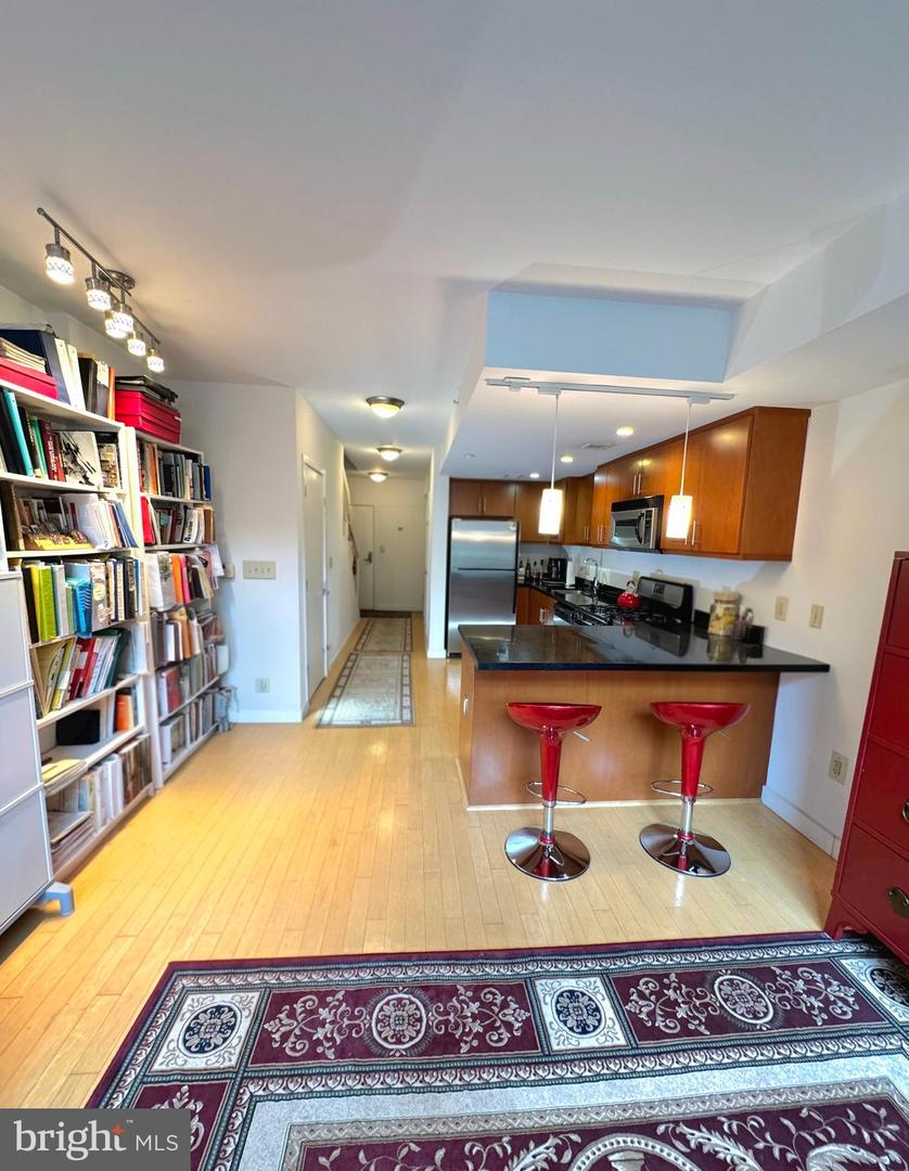 912 F ST NW #703, WASHINGTON, District Of Columbia 20004, 1 Bedroom Bedrooms, ,1 BathroomBathrooms,Residential,For sale,912 F ST NW #703,DCDC2225132 MLS # DCDC2225132 912 F ST NW #703, WASHINGTON, District Of Columbia 20004, 1 Bedroom Bedrooms, ,1 BathroomBathrooms,Residential,For sale,912 F ST NW #703,DCDC2225132 MLS # DCDC2225132