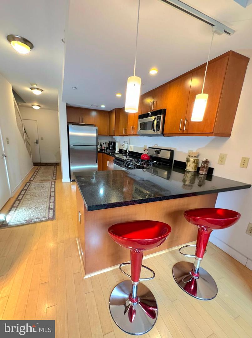 912 F ST NW #703, WASHINGTON, District Of Columbia 20004, 1 Bedroom Bedrooms, ,1 BathroomBathrooms,Residential,For sale,912 F ST NW #703,DCDC2225132 MLS # DCDC2225132 912 F ST NW #703, WASHINGTON, District Of Columbia 20004, 1 Bedroom Bedrooms, ,1 BathroomBathrooms,Residential,For sale,912 F ST NW #703,DCDC2225132 MLS # DCDC2225132