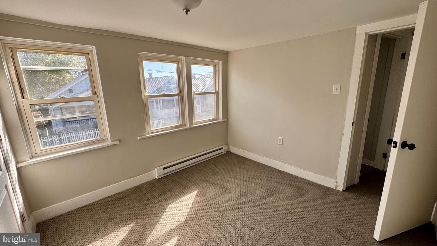 423 HIGHLAND AVE, WINCHESTER, Virginia 22601, 3 Bedrooms Bedrooms, ,2 BathroomsBathrooms,Residential,For sale,423 HIGHLAND AVE,VAWI2009152 MLS # VAWI2009152 423 HIGHLAND AVE, WINCHESTER, Virginia 22601, 3 Bedrooms Bedrooms, ,2 BathroomsBathrooms,Residential,For sale,423 HIGHLAND AVE,VAWI2009152 MLS # VAWI2009152