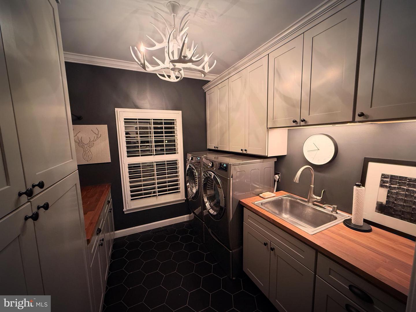 9217 JEFFERY RD, GREAT FALLS, Virginia 22066, 5 Bedrooms Bedrooms, ,4 BathroomsBathrooms,Residential,For sale,9217 JEFFERY RD,VAFX2269912 MLS # VAFX2269912 9217 JEFFERY RD, GREAT FALLS, Virginia 22066, 5 Bedrooms Bedrooms, ,4 BathroomsBathrooms,Residential,For sale,9217 JEFFERY RD,VAFX2269912 MLS # VAFX2269912