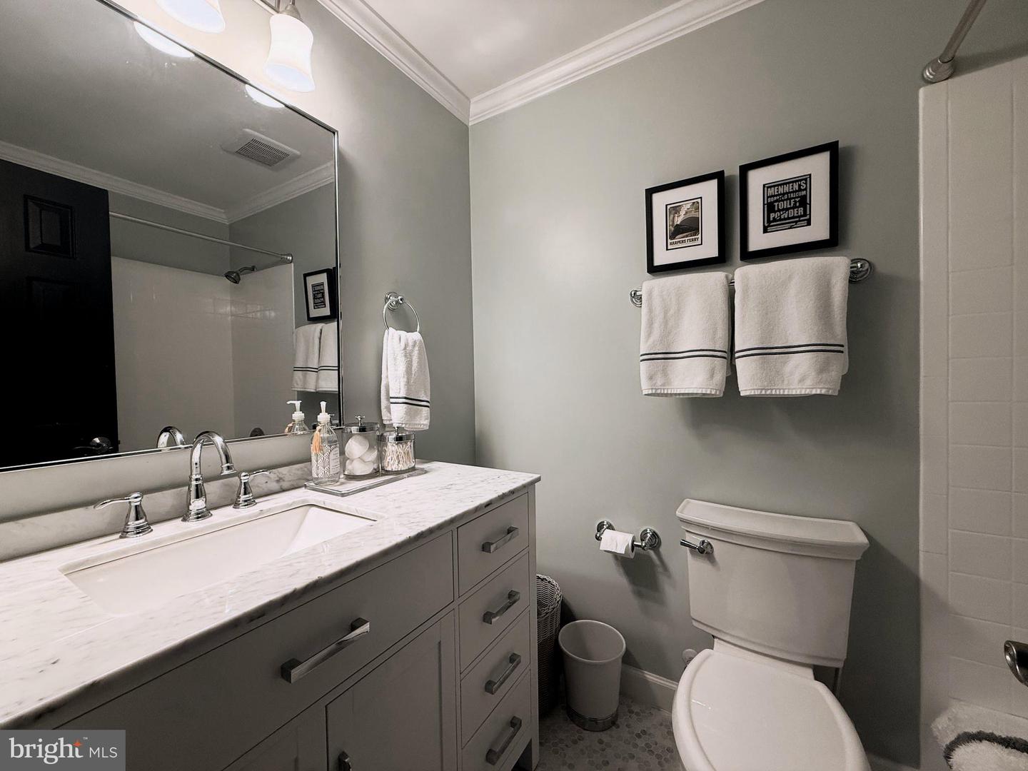 9217 JEFFERY RD, GREAT FALLS, Virginia 22066, 5 Bedrooms Bedrooms, ,4 BathroomsBathrooms,Residential,For sale,9217 JEFFERY RD,VAFX2269912 MLS # VAFX2269912 9217 JEFFERY RD, GREAT FALLS, Virginia 22066, 5 Bedrooms Bedrooms, ,4 BathroomsBathrooms,Residential,For sale,9217 JEFFERY RD,VAFX2269912 MLS # VAFX2269912