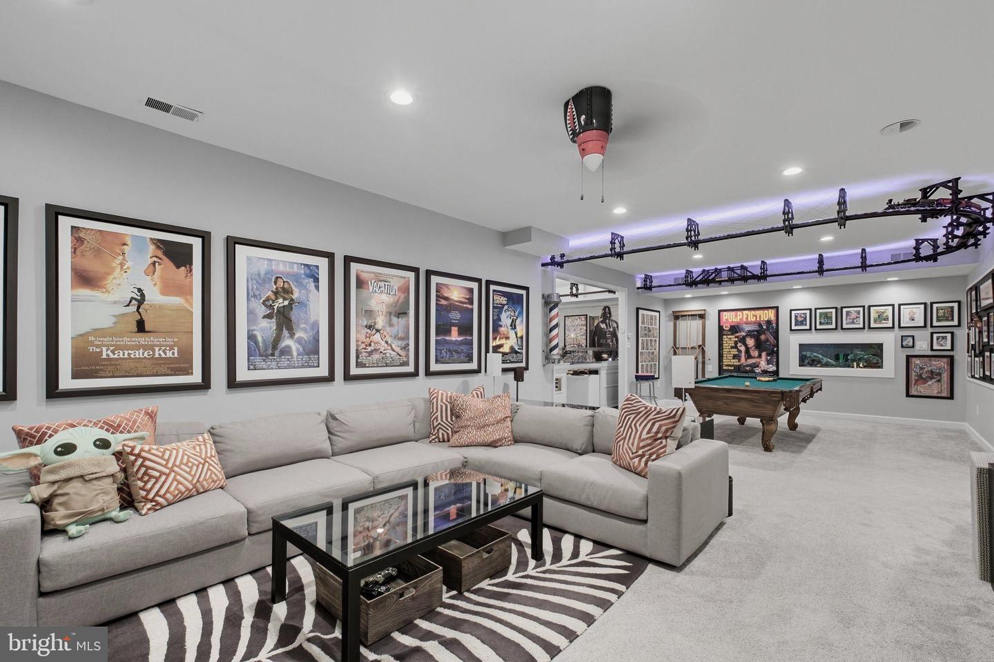 9217 JEFFERY RD, GREAT FALLS, Virginia 22066, 5 Bedrooms Bedrooms, ,4 BathroomsBathrooms,Residential,For sale,9217 JEFFERY RD,VAFX2269912 MLS # VAFX2269912 9217 JEFFERY RD, GREAT FALLS, Virginia 22066, 5 Bedrooms Bedrooms, ,4 BathroomsBathrooms,Residential,For sale,9217 JEFFERY RD,VAFX2269912 MLS # VAFX2269912