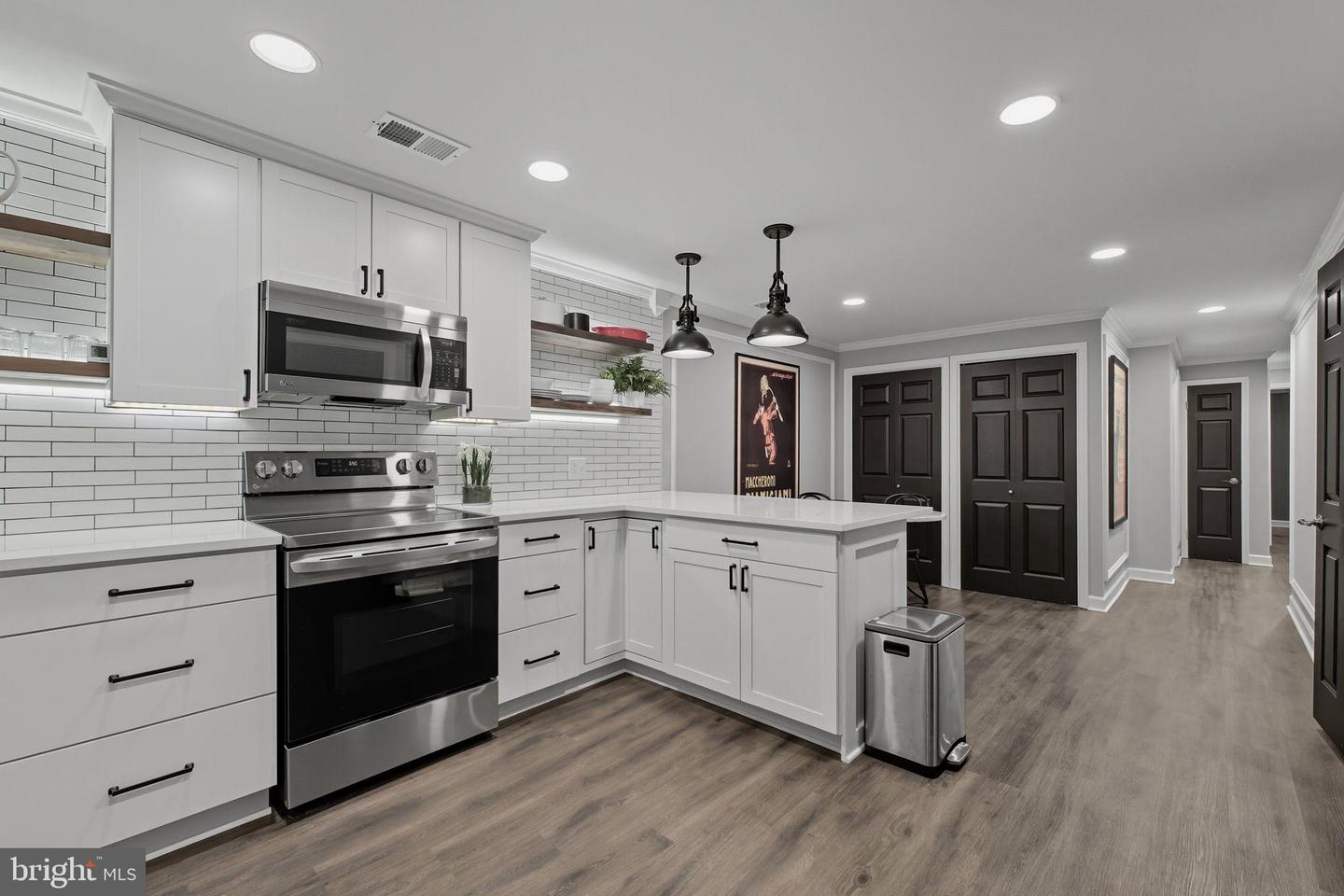 9217 JEFFERY RD, GREAT FALLS, Virginia 22066, 5 Bedrooms Bedrooms, ,4 BathroomsBathrooms,Residential,For sale,9217 JEFFERY RD,VAFX2269912 MLS # VAFX2269912 9217 JEFFERY RD, GREAT FALLS, Virginia 22066, 5 Bedrooms Bedrooms, ,4 BathroomsBathrooms,Residential,For sale,9217 JEFFERY RD,VAFX2269912 MLS # VAFX2269912