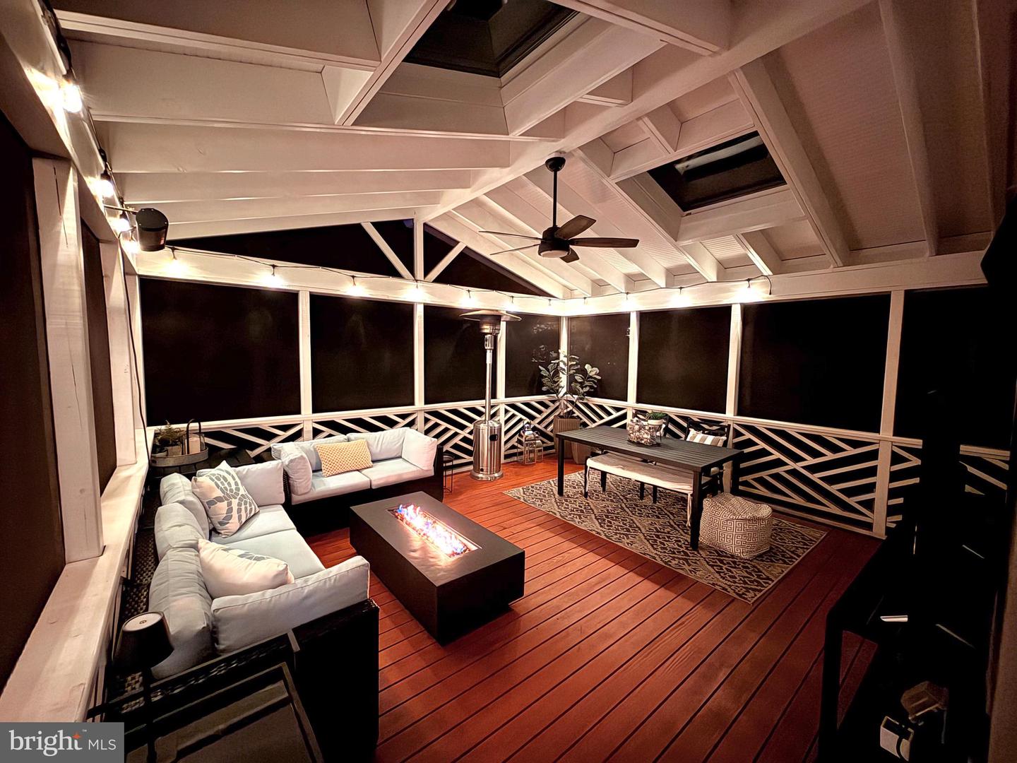 9217 JEFFERY RD, GREAT FALLS, Virginia 22066, 5 Bedrooms Bedrooms, ,4 BathroomsBathrooms,Residential,For sale,9217 JEFFERY RD,VAFX2269912 MLS # VAFX2269912 9217 JEFFERY RD, GREAT FALLS, Virginia 22066, 5 Bedrooms Bedrooms, ,4 BathroomsBathrooms,Residential,For sale,9217 JEFFERY RD,VAFX2269912 MLS # VAFX2269912