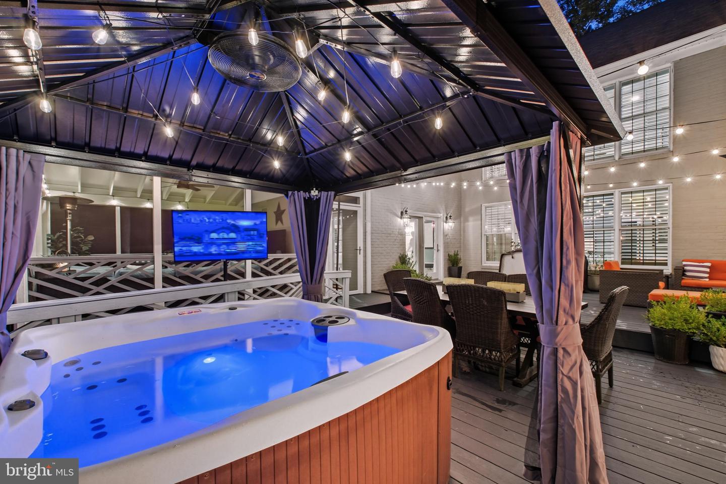 9217 JEFFERY RD, GREAT FALLS, Virginia 22066, 5 Bedrooms Bedrooms, ,4 BathroomsBathrooms,Residential,For sale,9217 JEFFERY RD,VAFX2269912 MLS # VAFX2269912 9217 JEFFERY RD, GREAT FALLS, Virginia 22066, 5 Bedrooms Bedrooms, ,4 BathroomsBathrooms,Residential,For sale,9217 JEFFERY RD,VAFX2269912 MLS # VAFX2269912