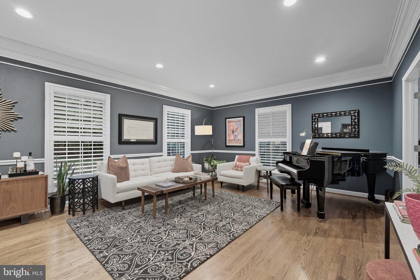 9217 JEFFERY RD, GREAT FALLS, Virginia 22066, 5 Bedrooms Bedrooms, ,4 BathroomsBathrooms,Residential,For sale,9217 JEFFERY RD,VAFX2269912 MLS # VAFX2269912 9217 JEFFERY RD, GREAT FALLS, Virginia 22066, 5 Bedrooms Bedrooms, ,4 BathroomsBathrooms,Residential,For sale,9217 JEFFERY RD,VAFX2269912 MLS # VAFX2269912