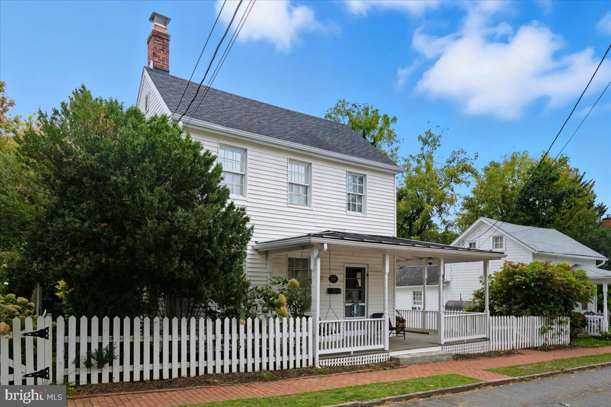 222 WIRT ST NW, LEESBURG, Virginia 20176, 3 Bedrooms Bedrooms, ,2 BathroomsBathrooms,Residential,For sale,222 WIRT ST NW,VALO2108224 MLS # VALO2108224 222 WIRT ST NW, LEESBURG, Virginia 20176, 3 Bedrooms Bedrooms, ,2 BathroomsBathrooms,Residential,For sale,222 WIRT ST NW,VALO2108224 MLS # VALO2108224