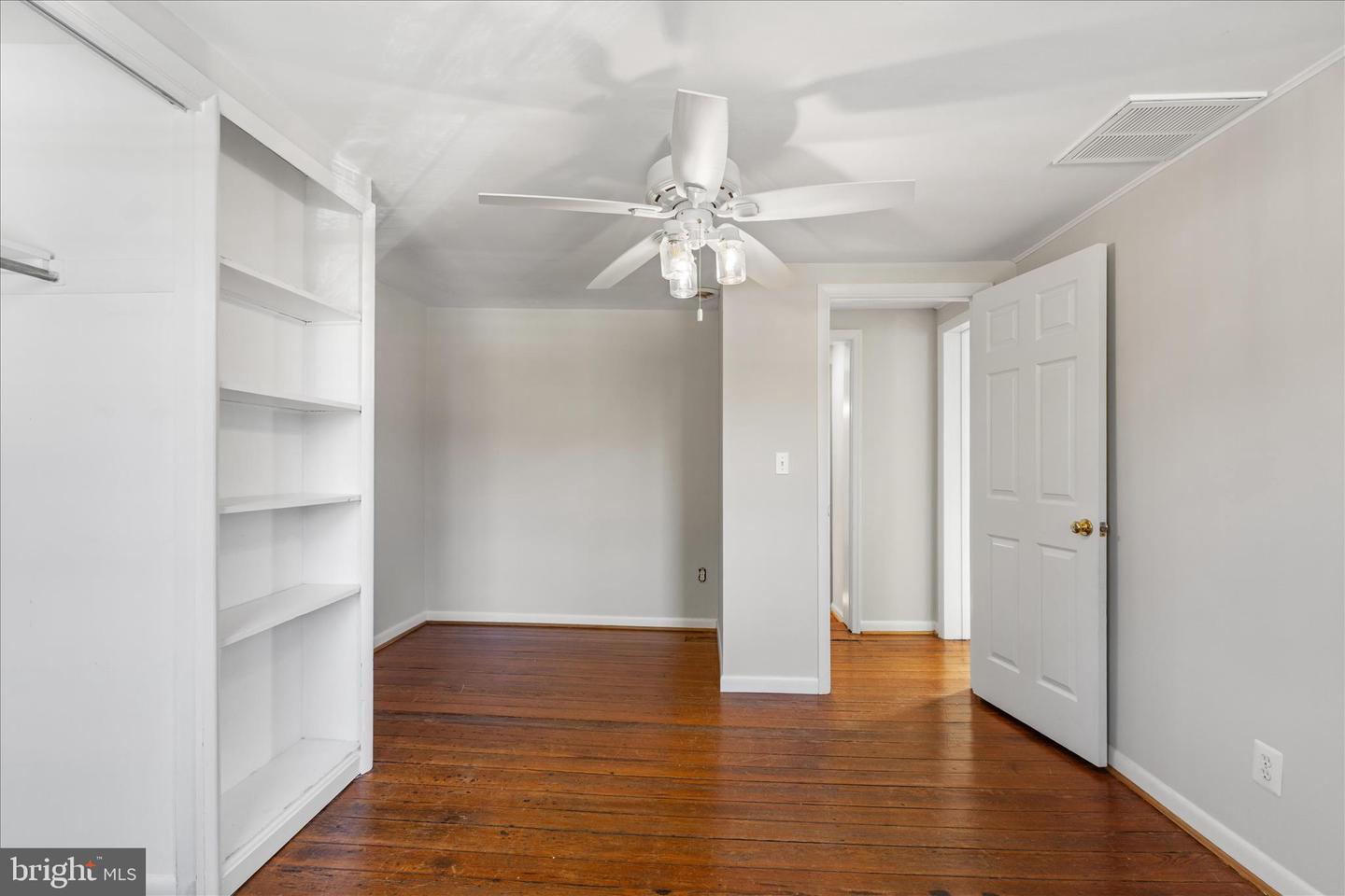 222 WIRT ST NW, LEESBURG, Virginia 20176, 3 Bedrooms Bedrooms, ,2 BathroomsBathrooms,Residential,For sale,222 WIRT ST NW,VALO2108224 MLS # VALO2108224 222 WIRT ST NW, LEESBURG, Virginia 20176, 3 Bedrooms Bedrooms, ,2 BathroomsBathrooms,Residential,For sale,222 WIRT ST NW,VALO2108224 MLS # VALO2108224