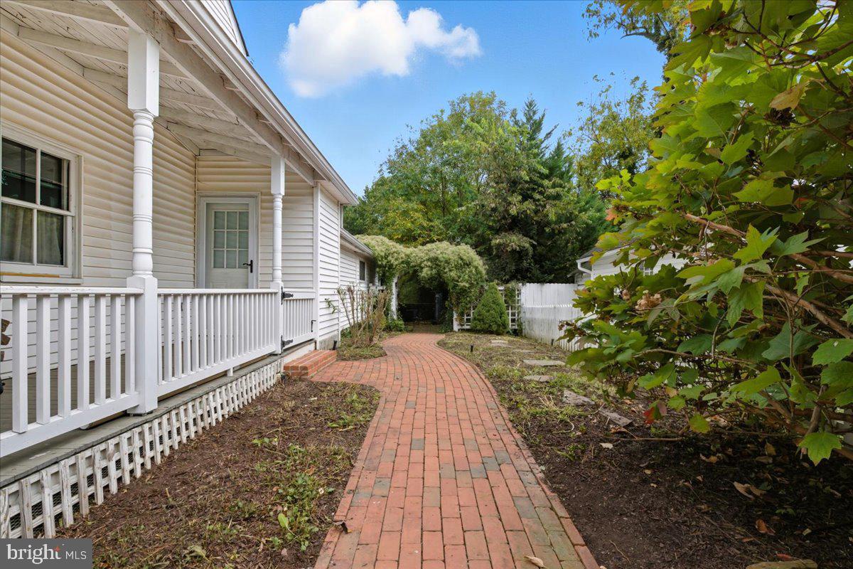 222 WIRT ST NW, LEESBURG, Virginia 20176, 3 Bedrooms Bedrooms, ,2 BathroomsBathrooms,Residential,For sale,222 WIRT ST NW,VALO2108224 MLS # VALO2108224 222 WIRT ST NW, LEESBURG, Virginia 20176, 3 Bedrooms Bedrooms, ,2 BathroomsBathrooms,Residential,For sale,222 WIRT ST NW,VALO2108224 MLS # VALO2108224