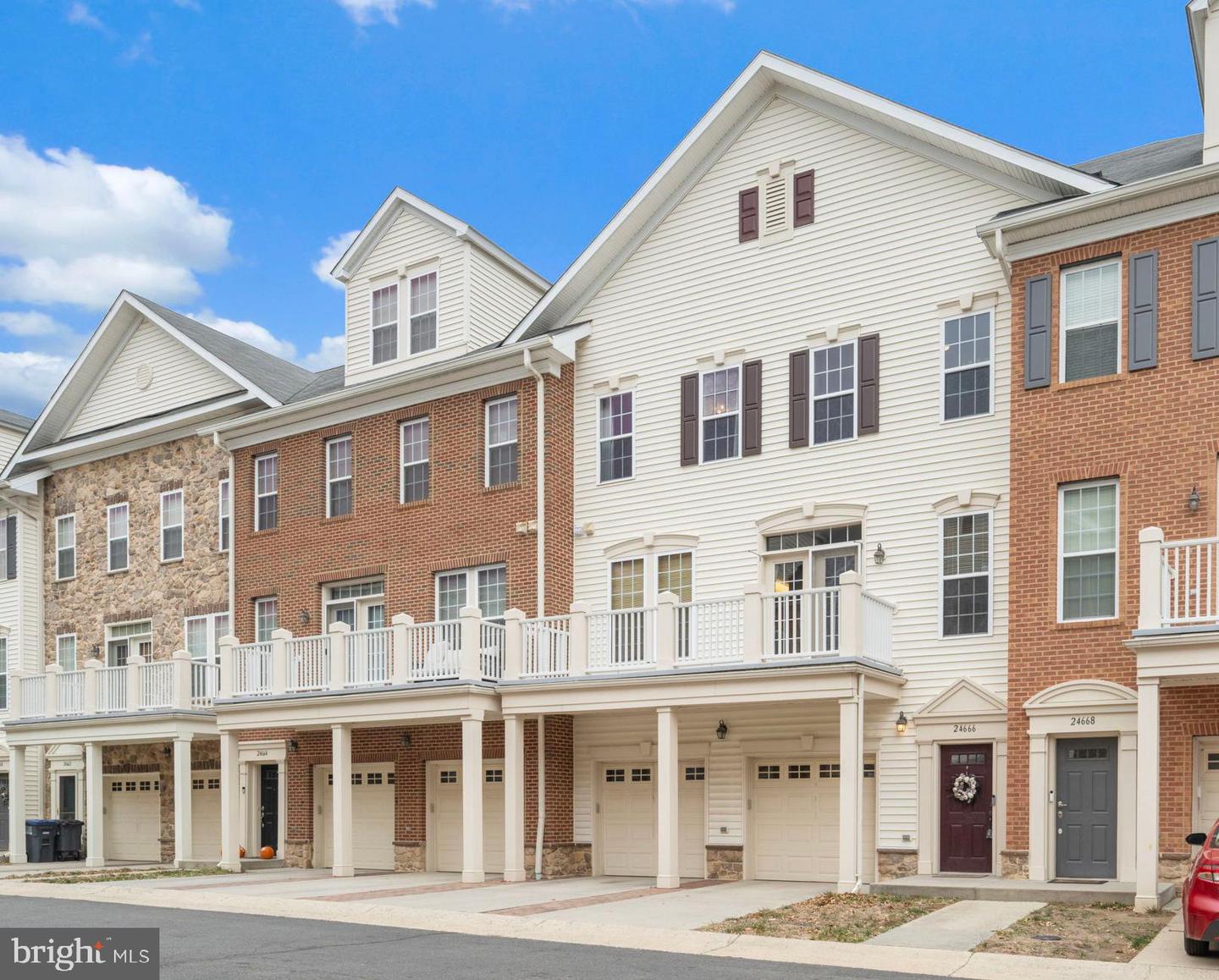 24666 BUTTONBUSH TER, ALDIE, Virginia 20105, 2 Bedrooms Bedrooms, ,2 BathroomsBathrooms,Residential,For sale,24666 BUTTONBUSH TER,VALO2108550 MLS # VALO2108550 24666 BUTTONBUSH TER, ALDIE, Virginia 20105, 2 Bedrooms Bedrooms, ,2 BathroomsBathrooms,Residential,For sale,24666 BUTTONBUSH TER,VALO2108550 MLS # VALO2108550