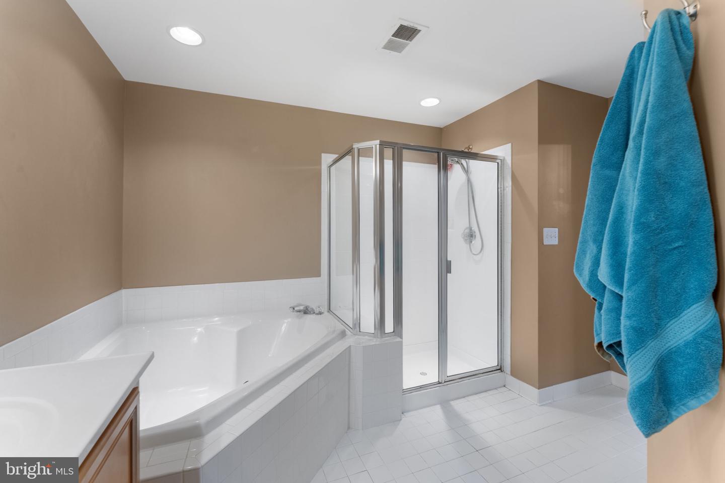 24666 BUTTONBUSH TER, ALDIE, Virginia 20105, 2 Bedrooms Bedrooms, ,2 BathroomsBathrooms,Residential,For sale,24666 BUTTONBUSH TER,VALO2108550 MLS # VALO2108550 24666 BUTTONBUSH TER, ALDIE, Virginia 20105, 2 Bedrooms Bedrooms, ,2 BathroomsBathrooms,Residential,For sale,24666 BUTTONBUSH TER,VALO2108550 MLS # VALO2108550