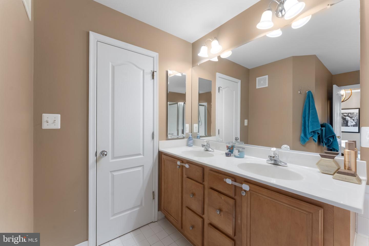 24666 BUTTONBUSH TER, ALDIE, Virginia 20105, 2 Bedrooms Bedrooms, ,2 BathroomsBathrooms,Residential,For sale,24666 BUTTONBUSH TER,VALO2108550 MLS # VALO2108550 24666 BUTTONBUSH TER, ALDIE, Virginia 20105, 2 Bedrooms Bedrooms, ,2 BathroomsBathrooms,Residential,For sale,24666 BUTTONBUSH TER,VALO2108550 MLS # VALO2108550