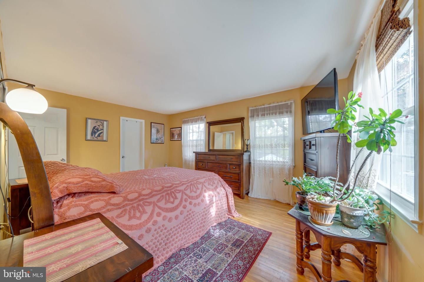 10102 ROSLYN CT, MANASSAS, Virginia 20109, 3 Bedrooms Bedrooms, 12 Rooms Rooms,2 BathroomsBathrooms,Residential,For sale,10102 ROSLYN CT,VAPW2105502 MLS # VAPW2105502 10102 ROSLYN CT, MANASSAS, Virginia 20109, 3 Bedrooms Bedrooms, 12 Rooms Rooms,2 BathroomsBathrooms,Residential,For sale,10102 ROSLYN CT,VAPW2105502 MLS # VAPW2105502