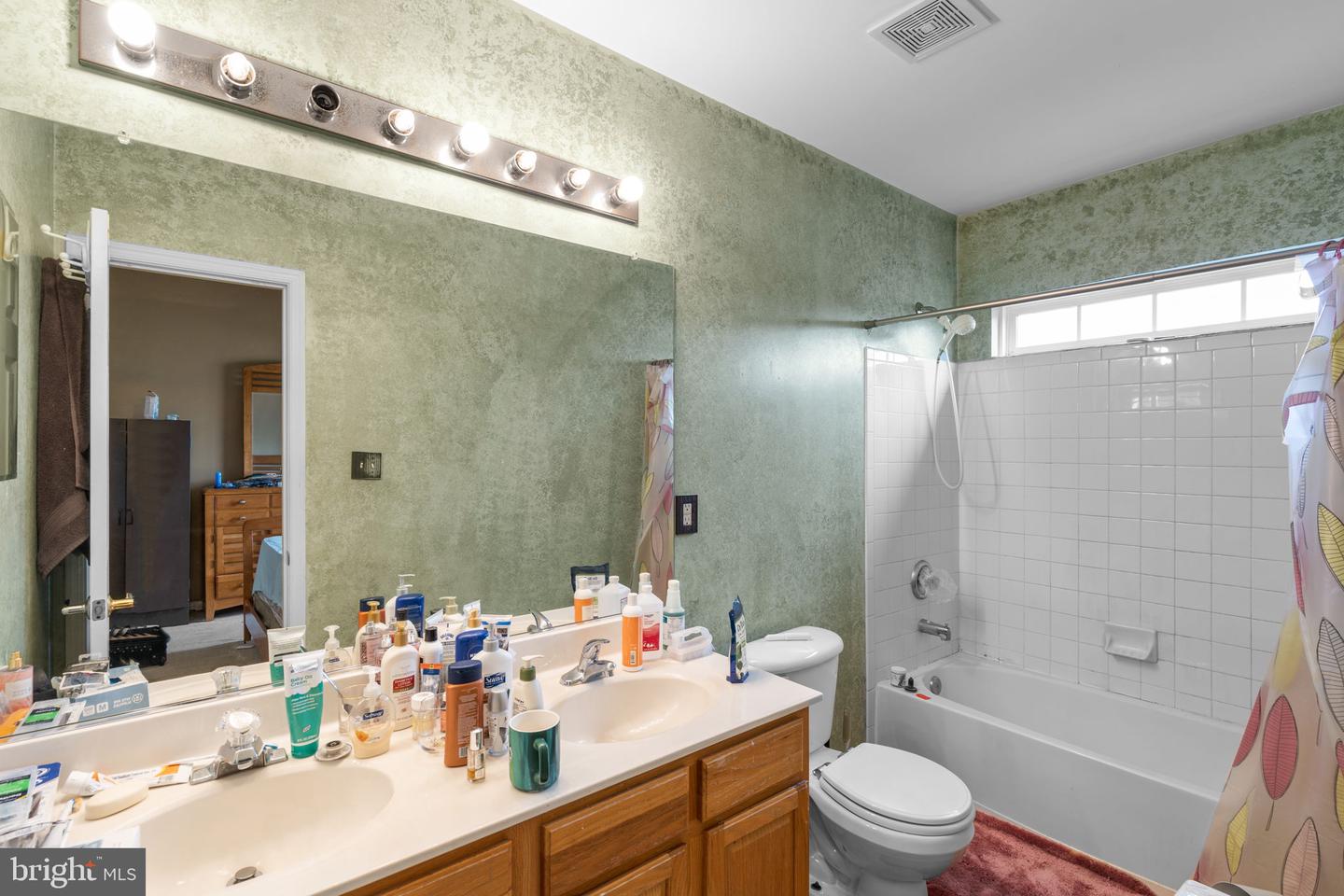 2612 CREEK MOOR CT, WOODBRIDGE, Virginia 22191, 3 Bedrooms Bedrooms, ,3 BathroomsBathrooms,Residential,For sale,2612 CREEK MOOR CT,VAPW2105574 MLS # VAPW2105574 2612 CREEK MOOR CT, WOODBRIDGE, Virginia 22191, 3 Bedrooms Bedrooms, ,3 BathroomsBathrooms,Residential,For sale,2612 CREEK MOOR CT,VAPW2105574 MLS # VAPW2105574