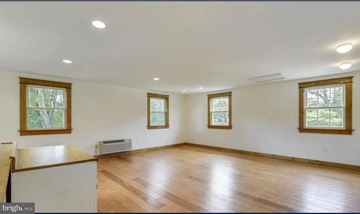 5057 OLD AUBURN RD, WARRENTON, Virginia 20187, 3 Bedrooms Bedrooms, ,2 BathroomsBathrooms,Residential,For sale,5057 OLD AUBURN RD,VAFQ2019340 MLS # VAFQ2019340 5057 OLD AUBURN RD, WARRENTON, Virginia 20187, 3 Bedrooms Bedrooms, ,2 BathroomsBathrooms,Residential,For sale,5057 OLD AUBURN RD,VAFQ2019340 MLS # VAFQ2019340