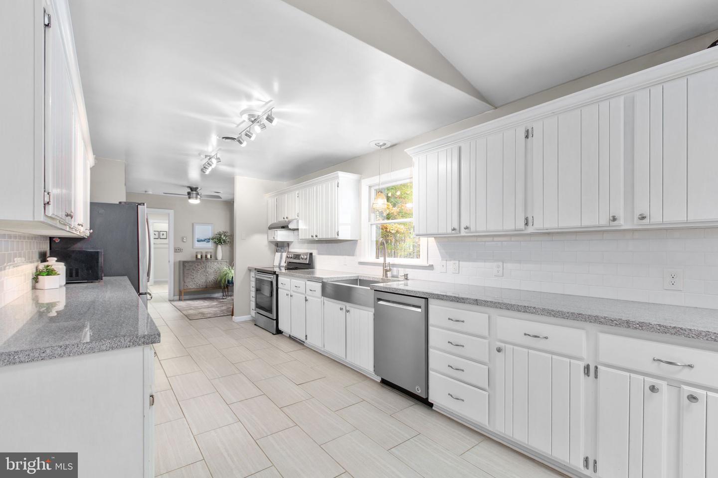 9309 BELLWOOD DR, FREDERICKSBURG, Virginia 22407, 3 Bedrooms Bedrooms, ,3 BathroomsBathrooms,Residential,For sale,9309 BELLWOOD DR,VASP2036842 MLS # VASP2036842 9309 BELLWOOD DR, FREDERICKSBURG, Virginia 22407, 3 Bedrooms Bedrooms, ,3 BathroomsBathrooms,Residential,For sale,9309 BELLWOOD DR,VASP2036842 MLS # VASP2036842