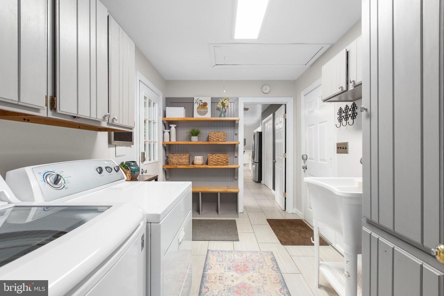 9309 BELLWOOD DR, FREDERICKSBURG, Virginia 22407, 3 Bedrooms Bedrooms, ,3 BathroomsBathrooms,Residential,For sale,9309 BELLWOOD DR,VASP2036842 MLS # VASP2036842 9309 BELLWOOD DR, FREDERICKSBURG, Virginia 22407, 3 Bedrooms Bedrooms, ,3 BathroomsBathrooms,Residential,For sale,9309 BELLWOOD DR,VASP2036842 MLS # VASP2036842