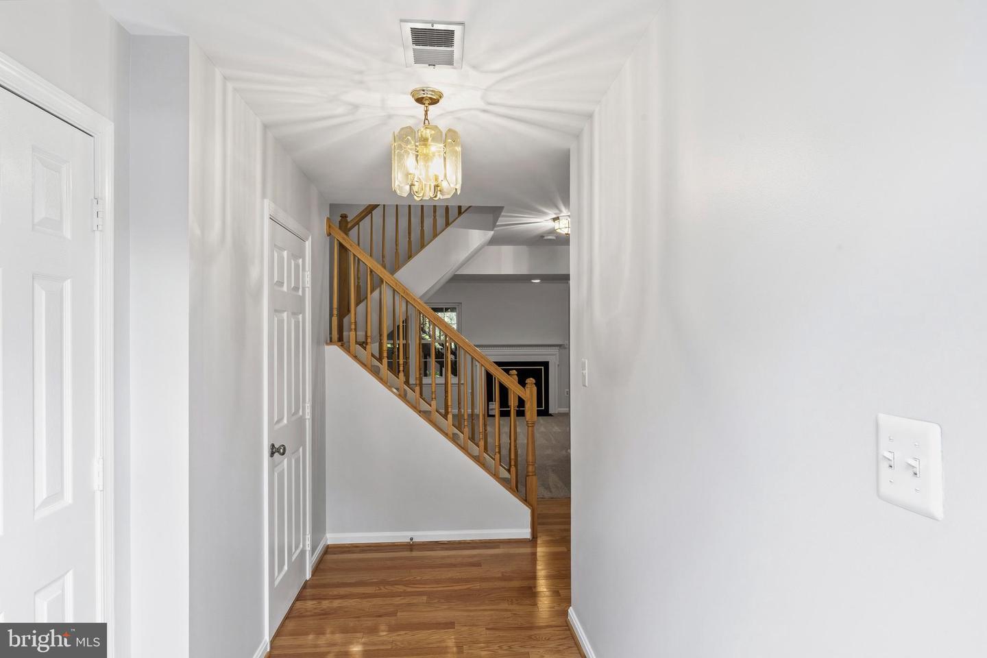 12098 ANTLER CT, FAIRFAX, Virginia 22030, 3 Bedrooms Bedrooms, ,2 BathroomsBathrooms,Residential,For sale,12098 ANTLER CT,VAFX2274040 MLS # VAFX2274040 12098 ANTLER CT, FAIRFAX, Virginia 22030, 3 Bedrooms Bedrooms, ,2 BathroomsBathrooms,Residential,For sale,12098 ANTLER CT,VAFX2274040 MLS # VAFX2274040