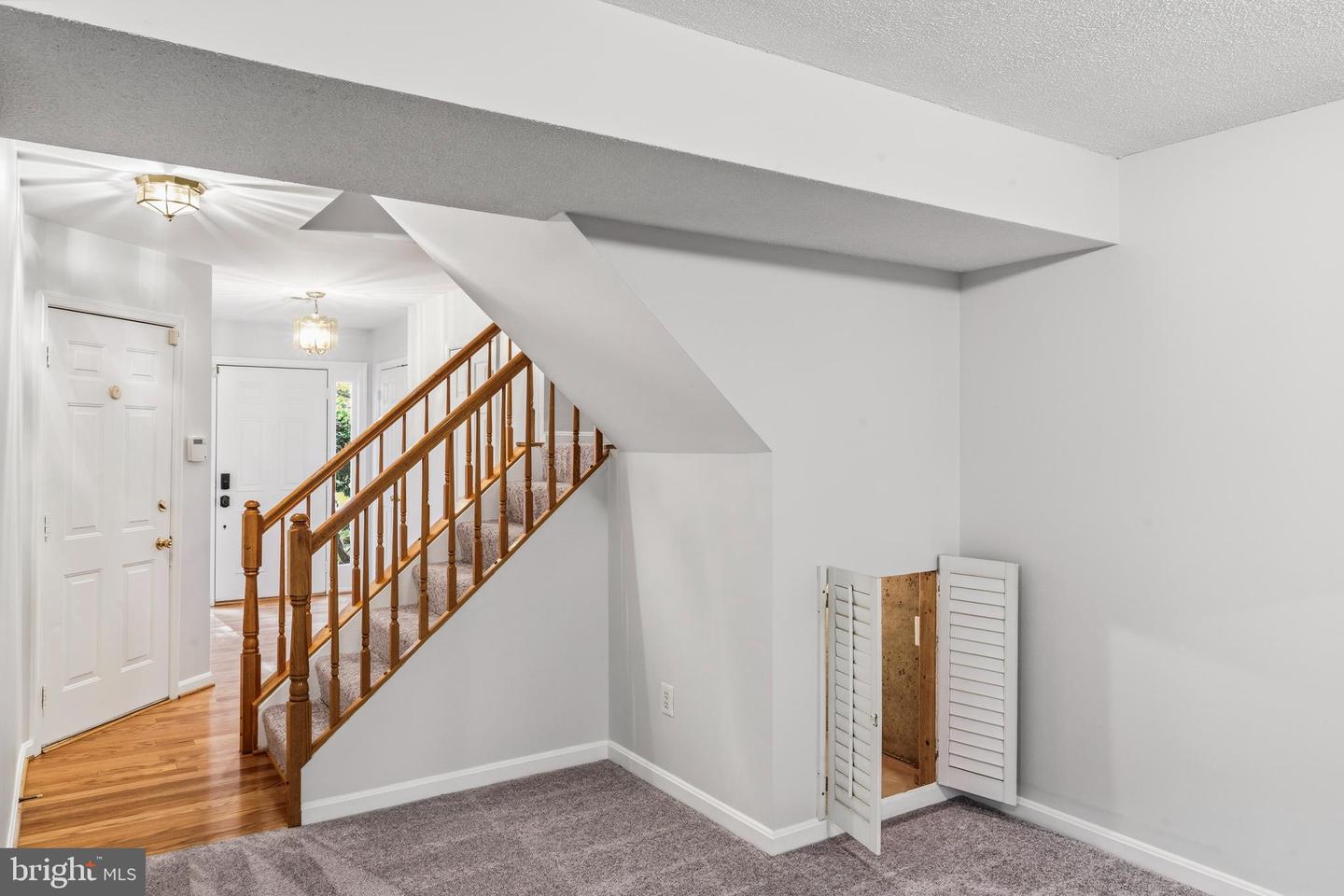 12098 ANTLER CT, FAIRFAX, Virginia 22030, 3 Bedrooms Bedrooms, ,2 BathroomsBathrooms,Residential,For sale,12098 ANTLER CT,VAFX2274040 MLS # VAFX2274040 12098 ANTLER CT, FAIRFAX, Virginia 22030, 3 Bedrooms Bedrooms, ,2 BathroomsBathrooms,Residential,For sale,12098 ANTLER CT,VAFX2274040 MLS # VAFX2274040