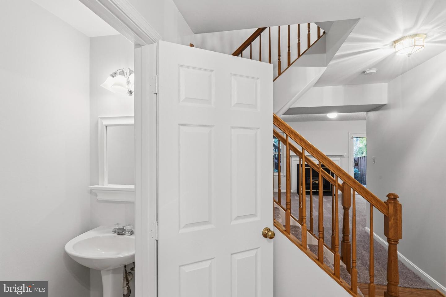 12098 ANTLER CT, FAIRFAX, Virginia 22030, 3 Bedrooms Bedrooms, ,2 BathroomsBathrooms,Residential,For sale,12098 ANTLER CT,VAFX2274040 MLS # VAFX2274040 12098 ANTLER CT, FAIRFAX, Virginia 22030, 3 Bedrooms Bedrooms, ,2 BathroomsBathrooms,Residential,For sale,12098 ANTLER CT,VAFX2274040 MLS # VAFX2274040