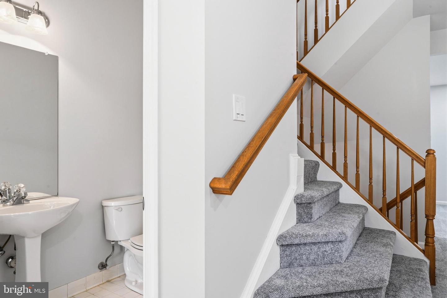 12098 ANTLER CT, FAIRFAX, Virginia 22030, 3 Bedrooms Bedrooms, ,2 BathroomsBathrooms,Residential,For sale,12098 ANTLER CT,VAFX2274040 MLS # VAFX2274040 12098 ANTLER CT, FAIRFAX, Virginia 22030, 3 Bedrooms Bedrooms, ,2 BathroomsBathrooms,Residential,For sale,12098 ANTLER CT,VAFX2274040 MLS # VAFX2274040