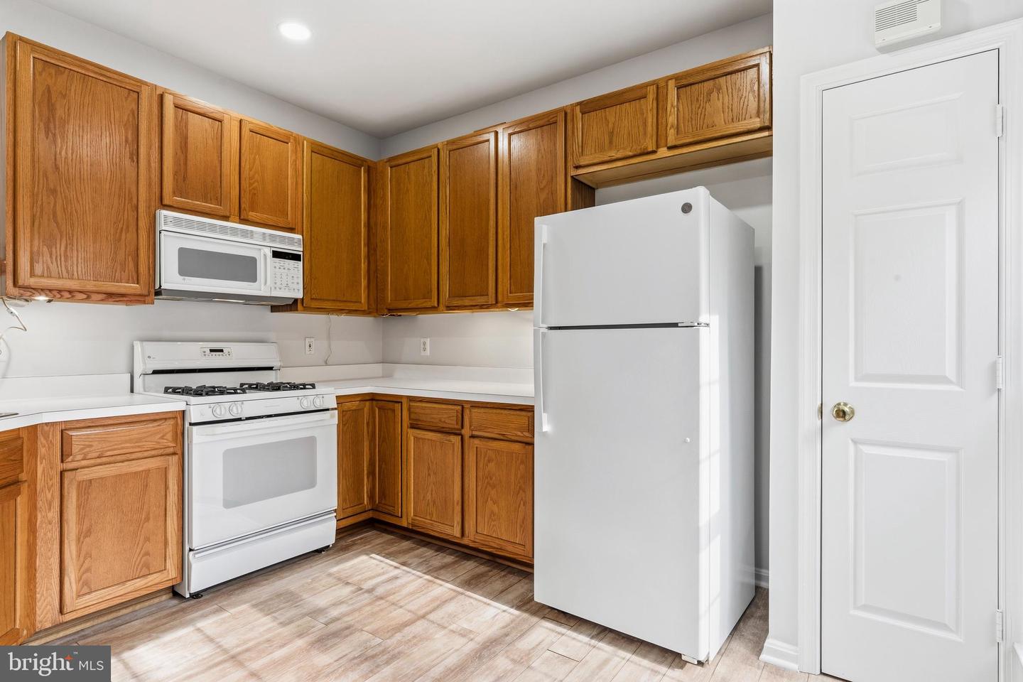 12098 ANTLER CT, FAIRFAX, Virginia 22030, 3 Bedrooms Bedrooms, ,2 BathroomsBathrooms,Residential,For sale,12098 ANTLER CT,VAFX2274040 MLS # VAFX2274040 12098 ANTLER CT, FAIRFAX, Virginia 22030, 3 Bedrooms Bedrooms, ,2 BathroomsBathrooms,Residential,For sale,12098 ANTLER CT,VAFX2274040 MLS # VAFX2274040