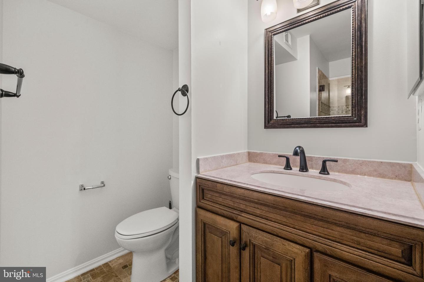 6017-B CURTIER DR #B, ALEXANDRIA, Virginia 22310, 2 Bedrooms Bedrooms, ,2 BathroomsBathrooms,Residential,For sale,6017-B CURTIER DR #B,VAFX2274046 MLS # VAFX2274046 6017-B CURTIER DR #B, ALEXANDRIA, Virginia 22310, 2 Bedrooms Bedrooms, ,2 BathroomsBathrooms,Residential,For sale,6017-B CURTIER DR #B,VAFX2274046 MLS # VAFX2274046