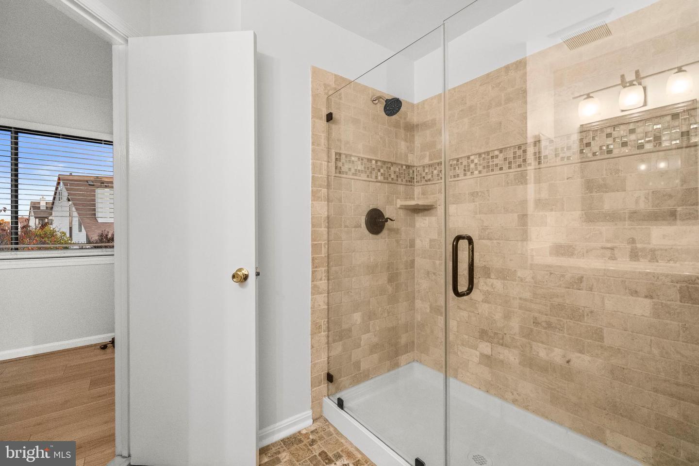 6017-B CURTIER DR #B, ALEXANDRIA, Virginia 22310, 2 Bedrooms Bedrooms, ,2 BathroomsBathrooms,Residential,For sale,6017-B CURTIER DR #B,VAFX2274046 MLS # VAFX2274046 6017-B CURTIER DR #B, ALEXANDRIA, Virginia 22310, 2 Bedrooms Bedrooms, ,2 BathroomsBathrooms,Residential,For sale,6017-B CURTIER DR #B,VAFX2274046 MLS # VAFX2274046