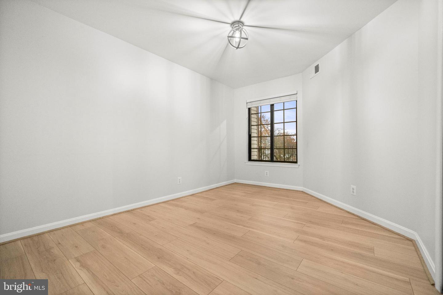 6017-B CURTIER DR #B, ALEXANDRIA, Virginia 22310, 2 Bedrooms Bedrooms, ,2 BathroomsBathrooms,Residential,For sale,6017-B CURTIER DR #B,VAFX2274046 MLS # VAFX2274046 6017-B CURTIER DR #B, ALEXANDRIA, Virginia 22310, 2 Bedrooms Bedrooms, ,2 BathroomsBathrooms,Residential,For sale,6017-B CURTIER DR #B,VAFX2274046 MLS # VAFX2274046