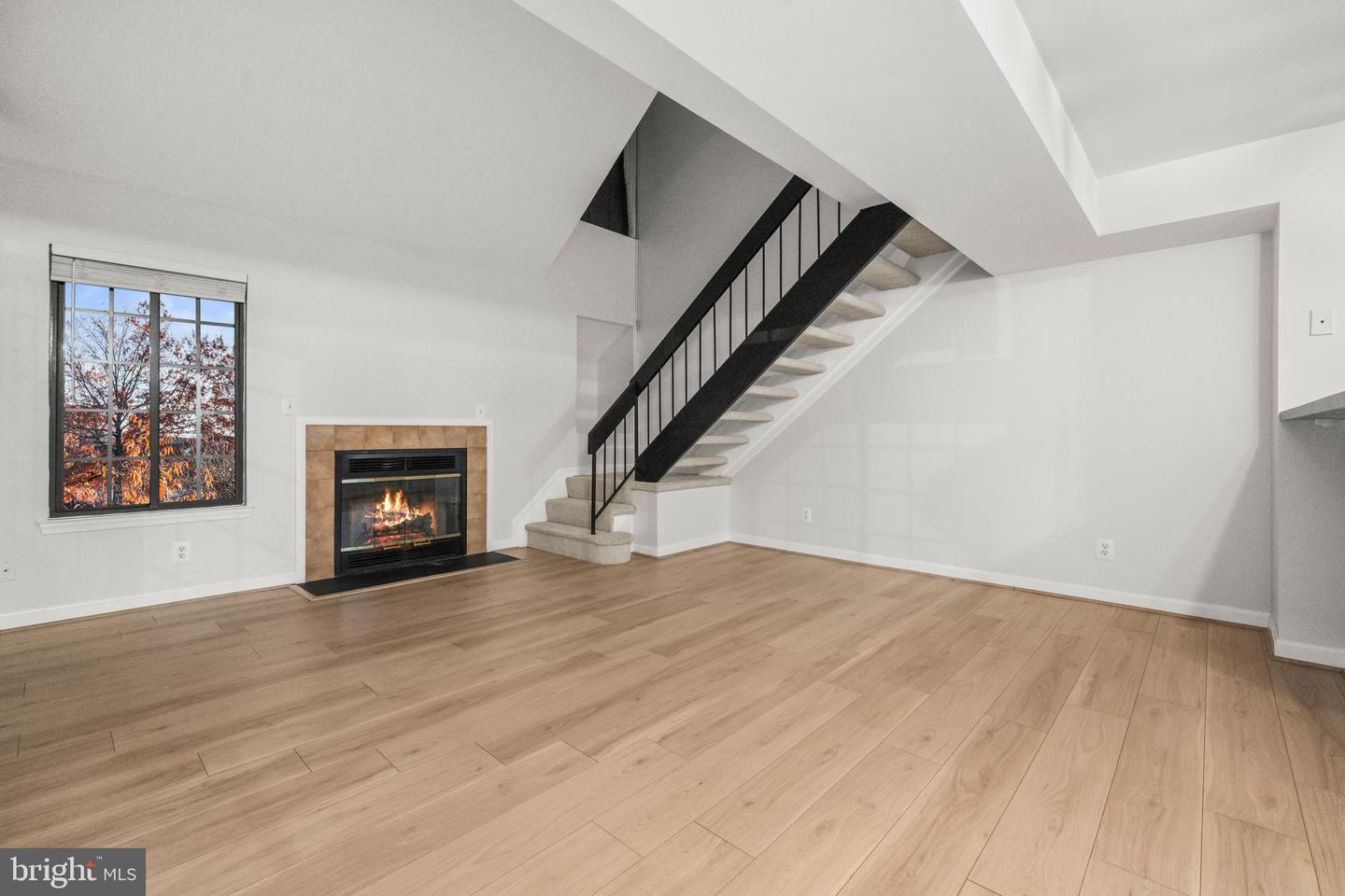 6017-B CURTIER DR #B, ALEXANDRIA, Virginia 22310, 2 Bedrooms Bedrooms, ,2 BathroomsBathrooms,Residential,For sale,6017-B CURTIER DR #B,VAFX2274046 MLS # VAFX2274046 6017-B CURTIER DR #B, ALEXANDRIA, Virginia 22310, 2 Bedrooms Bedrooms, ,2 BathroomsBathrooms,Residential,For sale,6017-B CURTIER DR #B,VAFX2274046 MLS # VAFX2274046