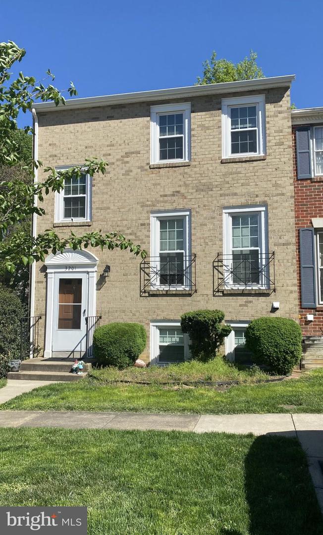 3201 WHITE FLINT CT, OAKTON, Virginia 22124, 4 Bedrooms Bedrooms, ,2 BathroomsBathrooms,Residential,For sale,3201 WHITE FLINT CT,VAFX2273944 MLS # VAFX2273944 3201 WHITE FLINT CT, OAKTON, Virginia 22124, 4 Bedrooms Bedrooms, ,2 BathroomsBathrooms,Residential,For sale,3201 WHITE FLINT CT,VAFX2273944 MLS # VAFX2273944