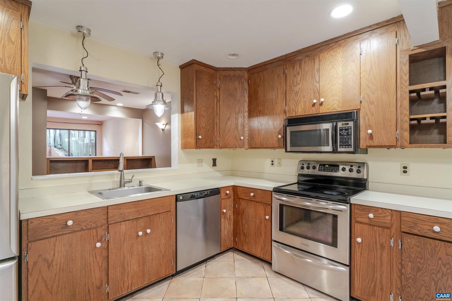 1545 BIRNAM DR, CHARLOTTESVILLE, Virginia 22901, 2 Bedrooms Bedrooms, ,2 BathroomsBathrooms,Residential,For sale,1545 BIRNAM DR,670004 MLS # 670004 1545 BIRNAM DR, CHARLOTTESVILLE, Virginia 22901, 2 Bedrooms Bedrooms, ,2 BathroomsBathrooms,Residential,For sale,1545 BIRNAM DR,670004 MLS # 670004