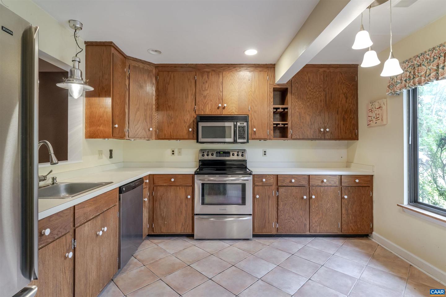 1545 BIRNAM DR, CHARLOTTESVILLE, Virginia 22901, 2 Bedrooms Bedrooms, ,2 BathroomsBathrooms,Residential,For sale,1545 BIRNAM DR,670004 MLS # 670004 1545 BIRNAM DR, CHARLOTTESVILLE, Virginia 22901, 2 Bedrooms Bedrooms, ,2 BathroomsBathrooms,Residential,For sale,1545 BIRNAM DR,670004 MLS # 670004